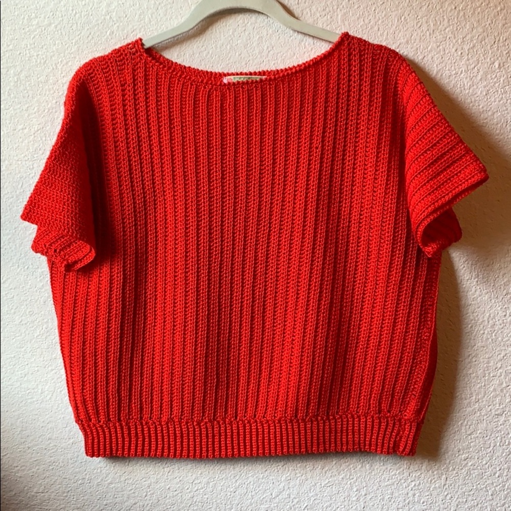 Vintage red cropped sweater